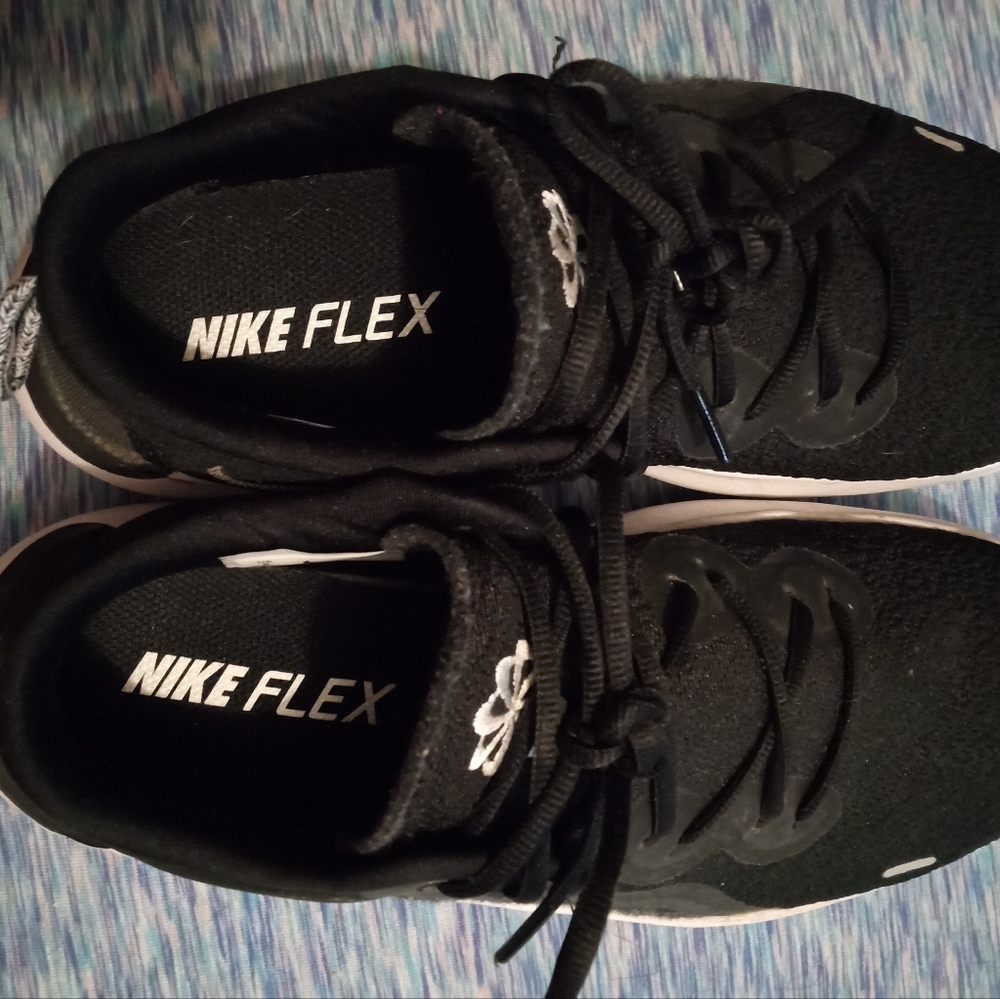Women's Nike shoes